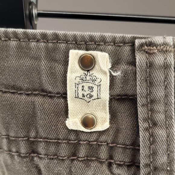 Levi’s Khaki Cargo Pants size 14M - Picture 6 of 11